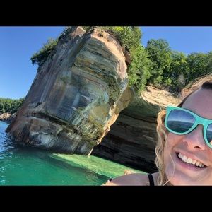 Meet your Posher, Allisson